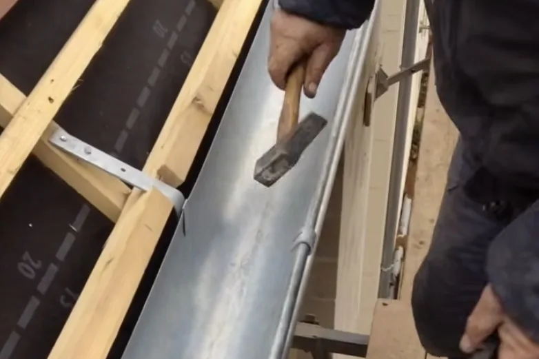 Installation de gouttières à Rennes